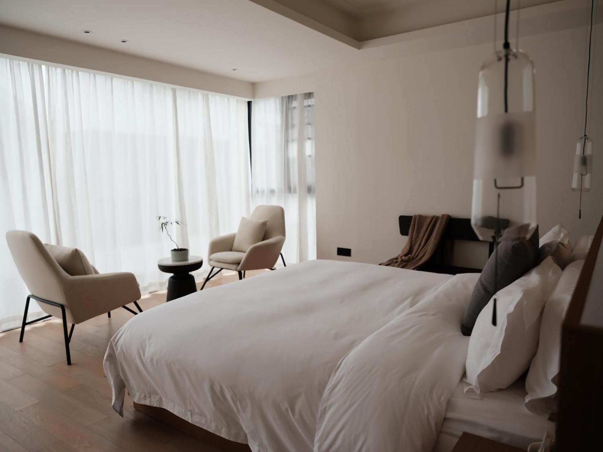 Guilin Bonjour Boutique Hotel- Free Pick Up Service Over 3 Nights Экстерьер фото
